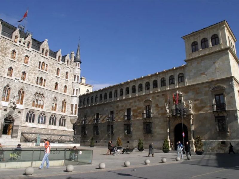 hotel centro de leon neru encanto barrio humedo planes turismo palacio guzmanes hotel centro de leon neru encanto barrio humedo planes turismo palacio guzmanes