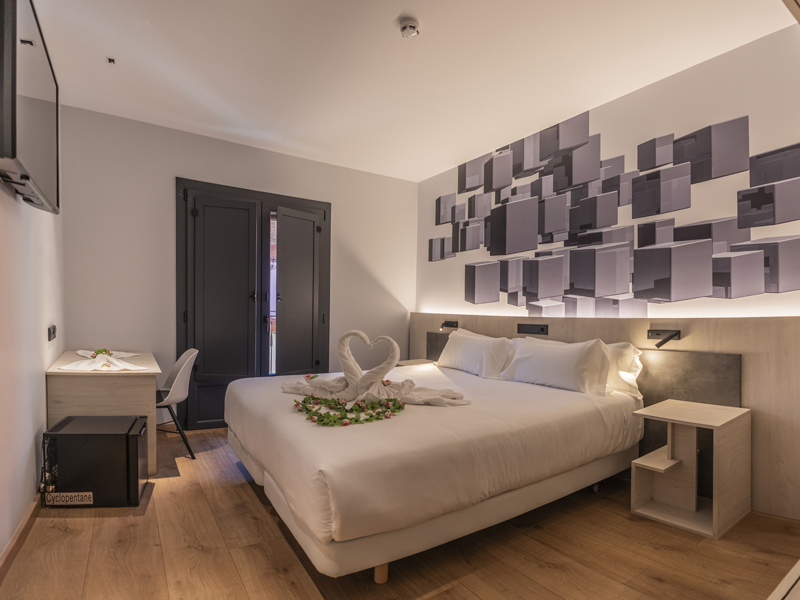 hotel neru encanto leon centro boutique barrio humedo habitaciones superiores balcon 7