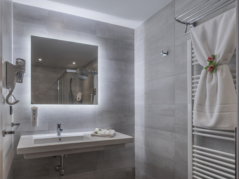 hotel neru encanto leon centro boutique barrio humedo habitaciones superiores balcon 8